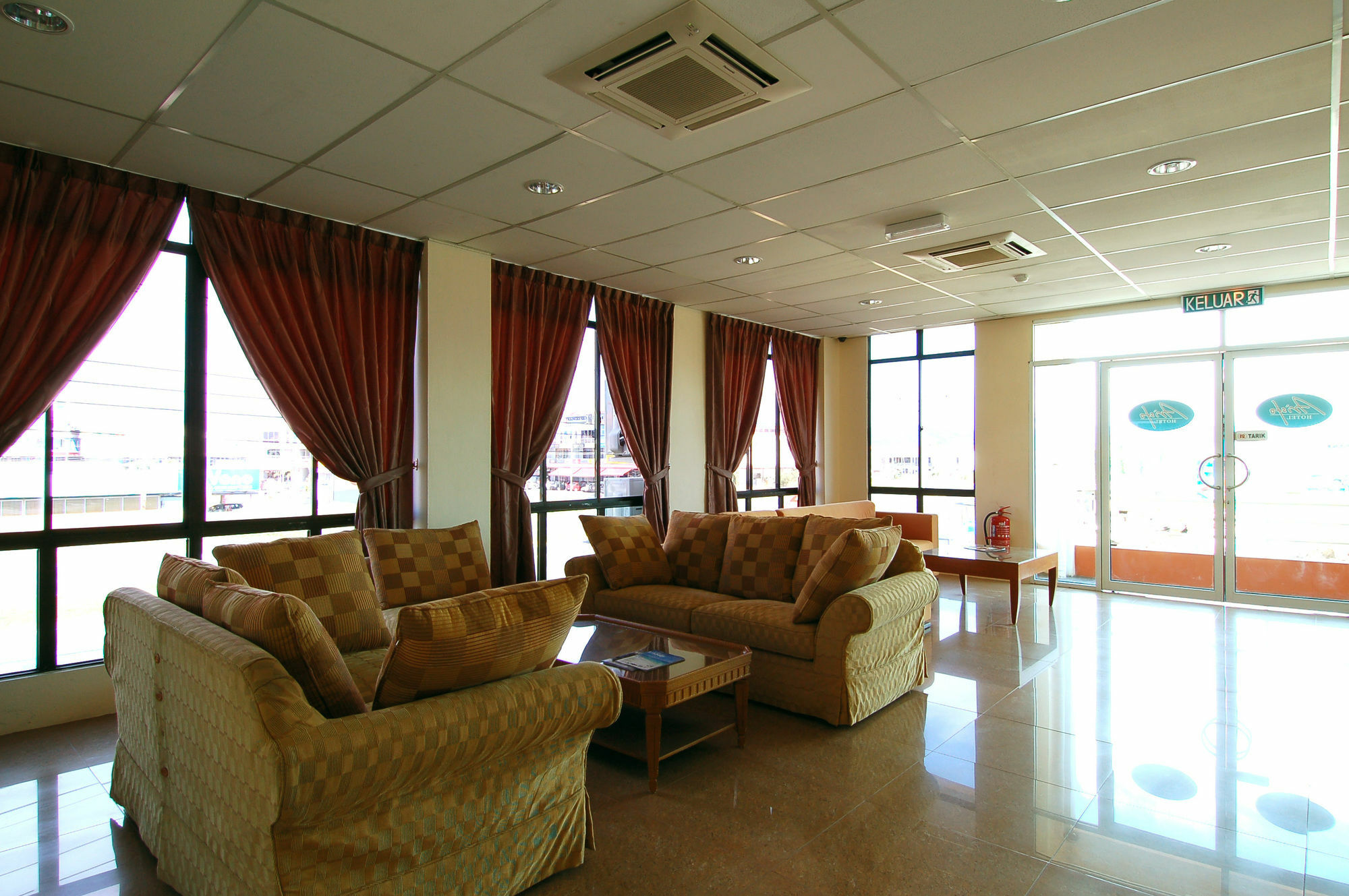 Aristo Hotel Putatan Kota Kinabalu Exteriör bild